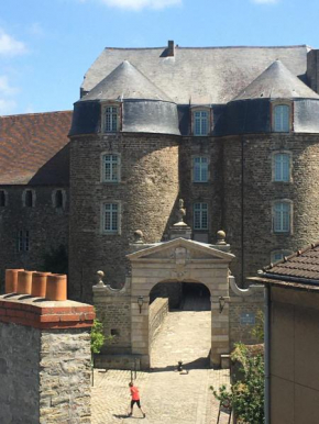 LA MANSARDE - AU CŒUR DE LA VIEILLE VILLE